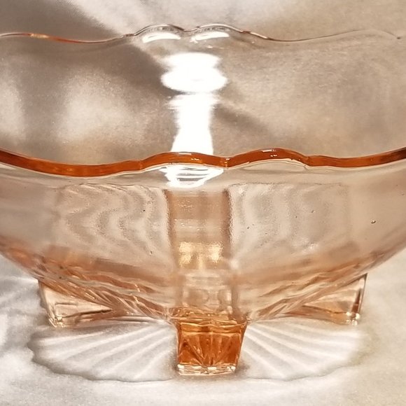 Vintage Depression Era Lancaster Glass Pink Fan & Criss Cross Footed Bowl - Picture 2 of 4